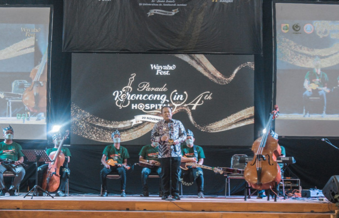 Pagi Gebyar Angklung, Malamnya Orkestra Keroncong in Hospital ke-5 di Jember