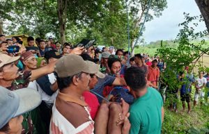 Pak Sekdes di Jember Ditemukan Gantung Diri di Pohon