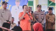Pemkab Jember Juga Bagikan BLT DBHCHT Untuk Warga Kemuningsari Lor