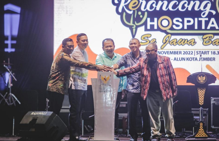 Pertama Kalinya Orkestra Keroncong In Hospital Digelar di Ruang Terbuka, Bupati_ Musik Tradisional Layak Dilestarikan