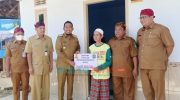 Bupati Sumenep Cek Langsung Program BSPS di Desa Sera Timur, Pastikan Pembangunannya Sesuai Ketentuan