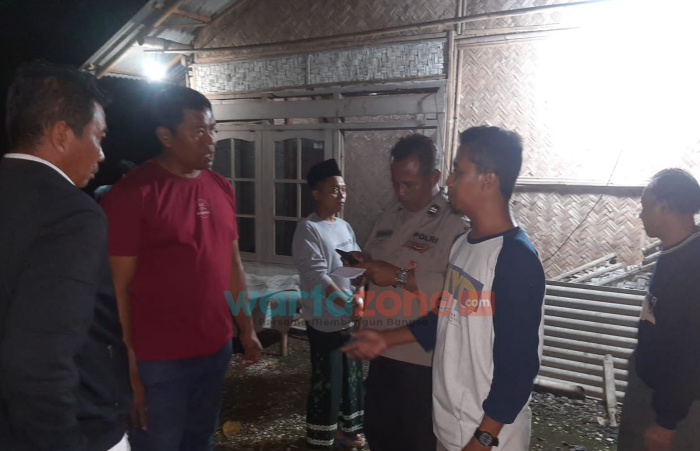 Depresi Tinggal Sendiri, Pria di Jember Ditemukan Tewas Menggantung di Dalam Rumah
