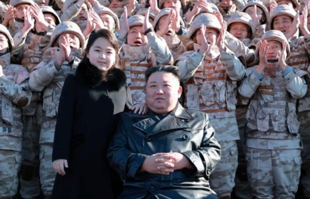Gegara Nonton Drakor, Kim Jong Un Eksekusi Tiga Remaja