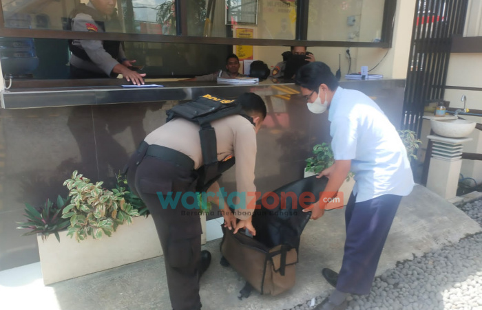 Polisi di Pos Jaga Polres Jember Pakai Rompi Anti Peluru, Antisipasi Pasca Peristiwa Bom Bunuh Diri