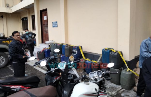 Polres Situbondo Ungkap Kasus Penimbunan BBM Bersubsidi, 665 Liter Pertalite Disita
