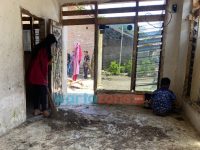 Remaja 17 Tahun Asuh 3 Adik Kecil di Jember, Bapak Meninggal dan Ibu Pergi Jadi TKW