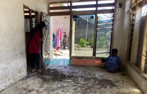 Remaja 17 Tahun Asuh 3 Adik Kecil di Jember, Bapak Meninggal dan Ibu Pergi Jadi TKW