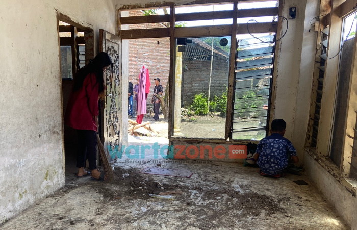 Remaja 17 Tahun Asuh 3 Adik Kecil di Jember, Bapak Meninggal dan Ibu Pergi Jadi TKW