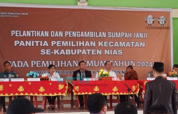 Wabup Arota Lase Hadiri Pelantikan PPK Se-Kabupaten Nias