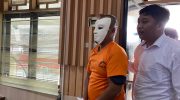 Foto: Moh. Faqih Ma’shum (33) warga Dusun Krajan, Desa Jombang, Kecamatan Jombang, saat dihadirkan dalam konferensi pers di Ruang Rupatama Mapolres Jember.