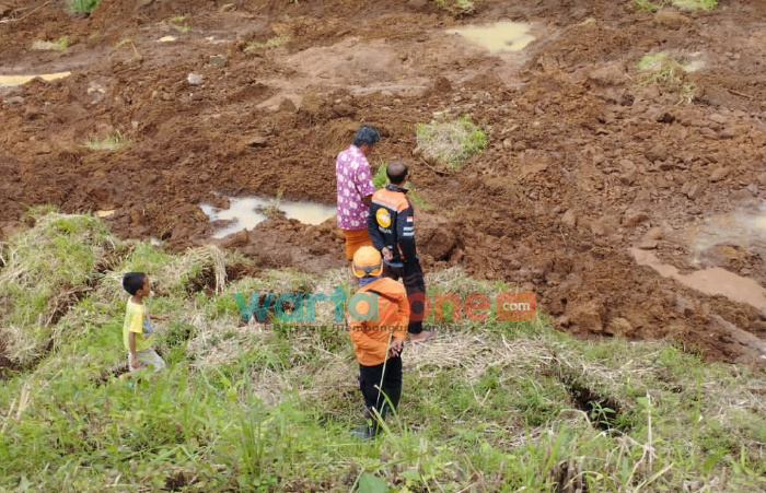 Musibah Longsor di Jember Ancam Puluhan Warga Terisolir, Berpotensi Banjir Bandang