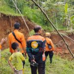 Musibah Longsor di Jember_ Warga Terancam Terisolir, Diminta Kurangi Aktivitas