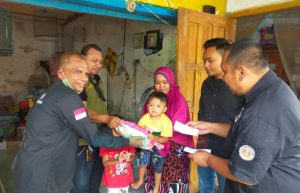 Peringati HPN 2023, Komunitas PIJP Salurkan Puluhan Sembako Untuk Yatim dan Duafa