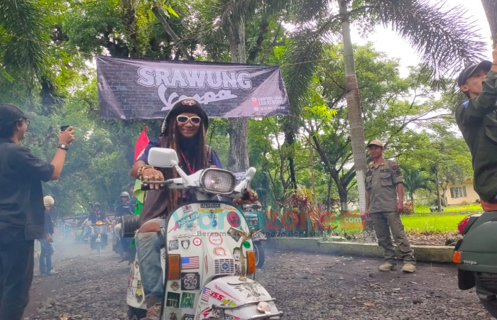 Ratusan Vespa Tumpah Ruah di Kampung Londo Wilayah Selatan Jember