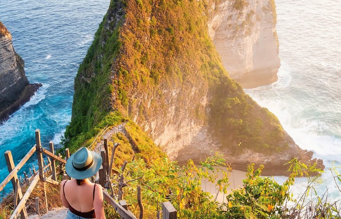 Sejumlah Wisata Alam Ini Akan Membuatmu Enggan Pulang, Saking Indahnya