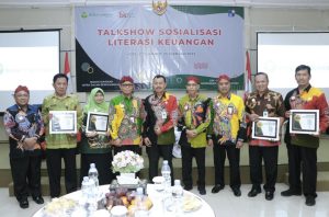 Bank BPRS Bhakti Sumekar Gelar Talkshow Sosialisasi Literasi Keuangan, Ini Tujuannya