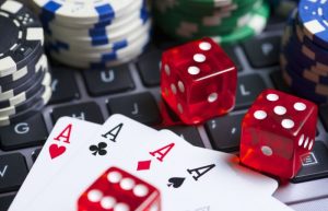 Dua Pria di Jember Diringkus Polisi Saat Jualan Togel Online