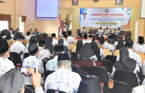 Hadiri Pelantikan Pengurus PGRI, Bupati Sumenep Sampaikan Pesan Pentingnya Membangun Daerah Melalui Pendidikan