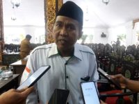 Foto: Sekretaris PCNU Sumenep, Zainul Hasan saat menghadiri pelantikan PC ISNU Kabupaten Sumenep, masa khidmat 2022 - 2026, di Pendopo Keraton Sumenep, Senin (13 Maret 2023).