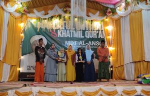 Kades Romben Guna Beri Apresiasi Bintang Pelajar MDT Al-Ansor