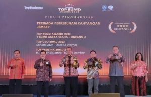 Bupati Jember Sabet Penghargaan Top Pembina BUMD 2023