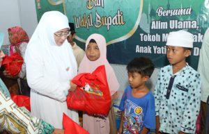 Pandai Bersyukur, Cara Terbaik Mengisi Ramadan Ala Wabup Nyai Eva
