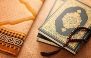 Ternyata Ini Manfaat Membaca Surah Al Mulk, Salah Satunya Diampuni Dosa dan Mendapat Syafaat