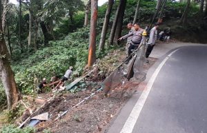 Besok Jalur Gumitir Tutup Total Dua Jam, Pengendara Melintas Diminta Berhenti Sejenak
