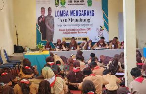 Edukasi Siswa SD, BPRS Bhakti Sumekar Gelar Lomba Mengarang Ayo Menabung