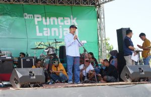 Bupati Sumenep Apresiasi Suksesnya Gelaran Festival Paralayang Puncak Lanjari Soddara