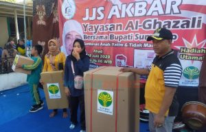 JJS Akbar dan Bazar Kuliner Jajanan Tradisional, BPRS Bhakti Sumekar Support Hadiah dan Sovenir