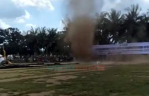 Diterjang Angin Puting Beliung, Tenda Acara Hari Koperasi di Jember Berantakan