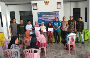 Sejahterakan Warga, 66 KPM Di Desa Sumber Salam Bondowoso Terima BLT DD