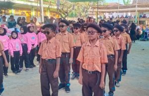 Semarak Haflatul Imtihan Darul Ulum Lenteng Sumenep, Festival Gerak Jalan Inovatif Sedot Ribuan Penonton