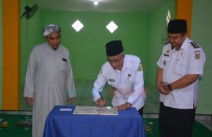 Tingkatkan Etos Bekerja, Bupati Bondowoso Resmikan Musholla Al-Ikhlas Tenggarang