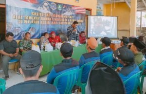 Sosialisasi Keselamatan Nelayan Giliraja, Lanal Batuporon Beri Jaket Pelampung