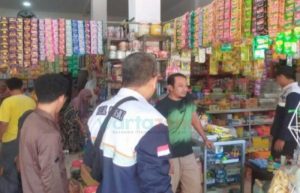 Satpol PP Sumenep Gelar Operasi Bersama Berantas Rokok Ilegal, Sisir Kecamatan Batang-Batang