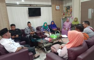 PIP Tak Kunjung Cair Sejak 2021, Puluhan Wali Murid Temui JMSI Bondowoso Minta Advokasi