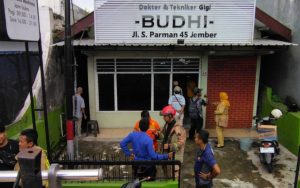 Kebakaran Klinik Dokter Gigi di Jember, Damkar Datang Setelah Api Padam