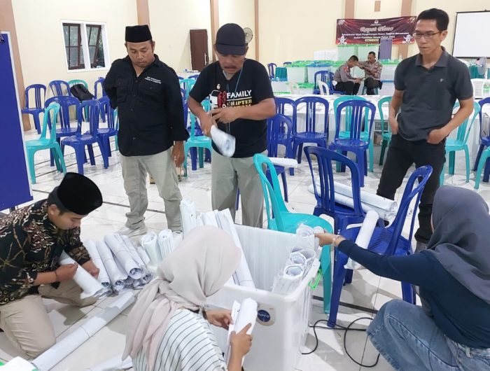 Foto: Temuan dugaan pelanggaran Pemilu 2024 oleh KPU Jember, yang melibatkan Calon Anggota Legislatif (Caleg) DPR RI Partai Golkar.