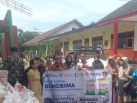 Foto: Bulog Cabang Jember menggandeng Kodim 0824 saat menggelar pasar murah di 31 kecamatan.