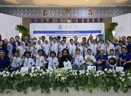 Foto: PT Medco Energi Internasional Tbk (Medco Energi) menanamkan integritas di kalangan pelajar SMA di Sampang dan Sumenep, Madura, dengan memahami sikap antikorupsi melalui Youth Integrity Program.