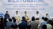 Foto: Pj Bupati Pamekasan Masrukin memberikan sambutan dalam acara buka bersama Pemkab Pamekasan dengan Wartawan Pamekasan.
