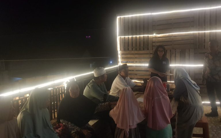 Foto: 'Satoe Rock Steak Cafe', cafe yang menghadirkan aneka steak berlokasi di Desa Gedungan Kecamatan Batuan, Kabupaten Sumenep, tepatnya di Jl Lingkar Barat (sekitar 150 meter dari pertigaan Jl Raya Trunojoyo Sumenep).