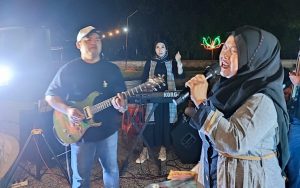 Paradokter RSMA Band Unjuk Kebolehan, Dokter Spesialis Ini Tampil Hibur Pengunjung Taman PKL Bangkal