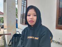FOTO: Azzahra Fadilah (21) perempuan asal Desa Pasir Bale, Kecamatan Bojongmanik, Kabupaten Lebak, Banten, terlantar di Kabupaten Jember, diduga termakan bujuk rayu seorang laki-laki di Tiktok.