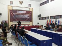 FOTO: Proses verifikasi administrasi (Vermin) KPU Jember kepada bakal calon kepala daerah jalur independen untuk Pilkada Serentak 2024.