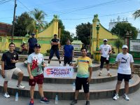 FOTO: Para dokter spesialis civitas RSUD dr H. Moh. Anwar Sumenep saat lari pagi bersama para dokter yang tergabung dalam the Specialist Runner Sumenep. Minggu (09 Juni 2024).