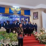 Foto: Pengurus HMPS PBS Periode 2024-2025 dilantik Kaprodi Perbankan Syariah Khotibul Umam di Gedung Aula IAIN Madura.