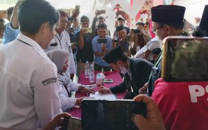 Lawan Petahana, Duet Mas Kiai Fikri – Unais Daftar ke KPU Sumenep
